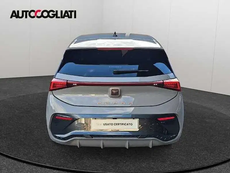 Cupra Born usata a Lecco (5)