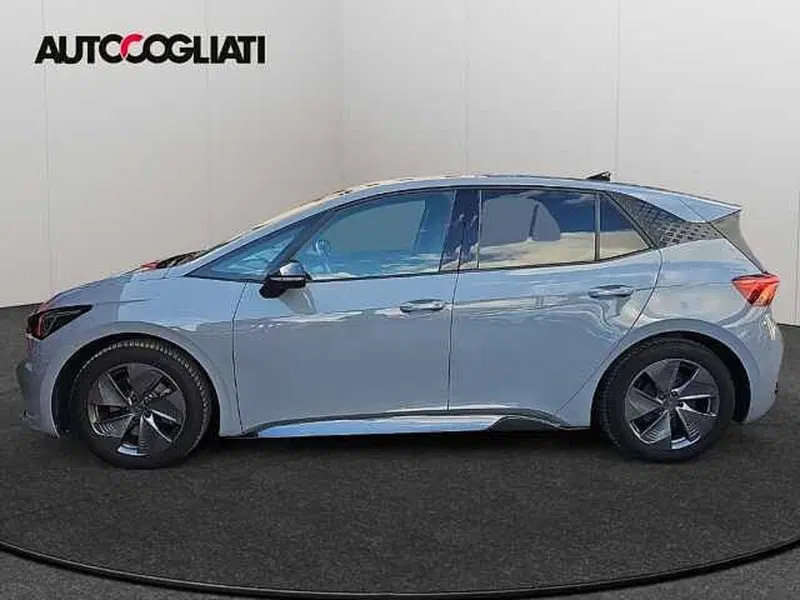Cupra Born usata a Lecco (7)