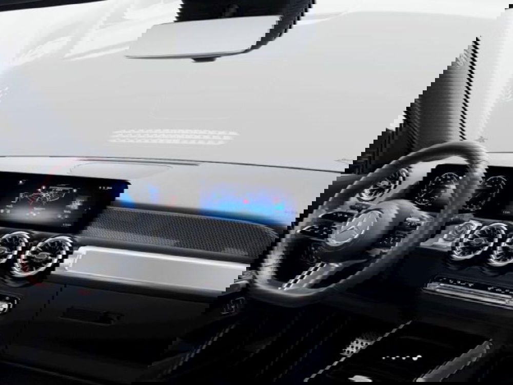 Mercedes-Benz GLB nuova a Verona (8)