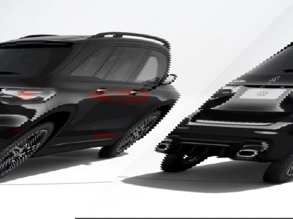 Mercedes-Benz GLB nuova a Verona (2)