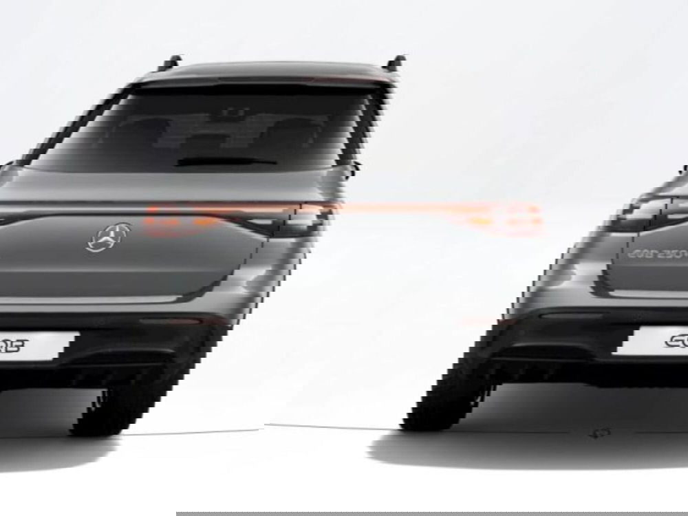 Mercedes-Benz EQB nuova a Verona (4)