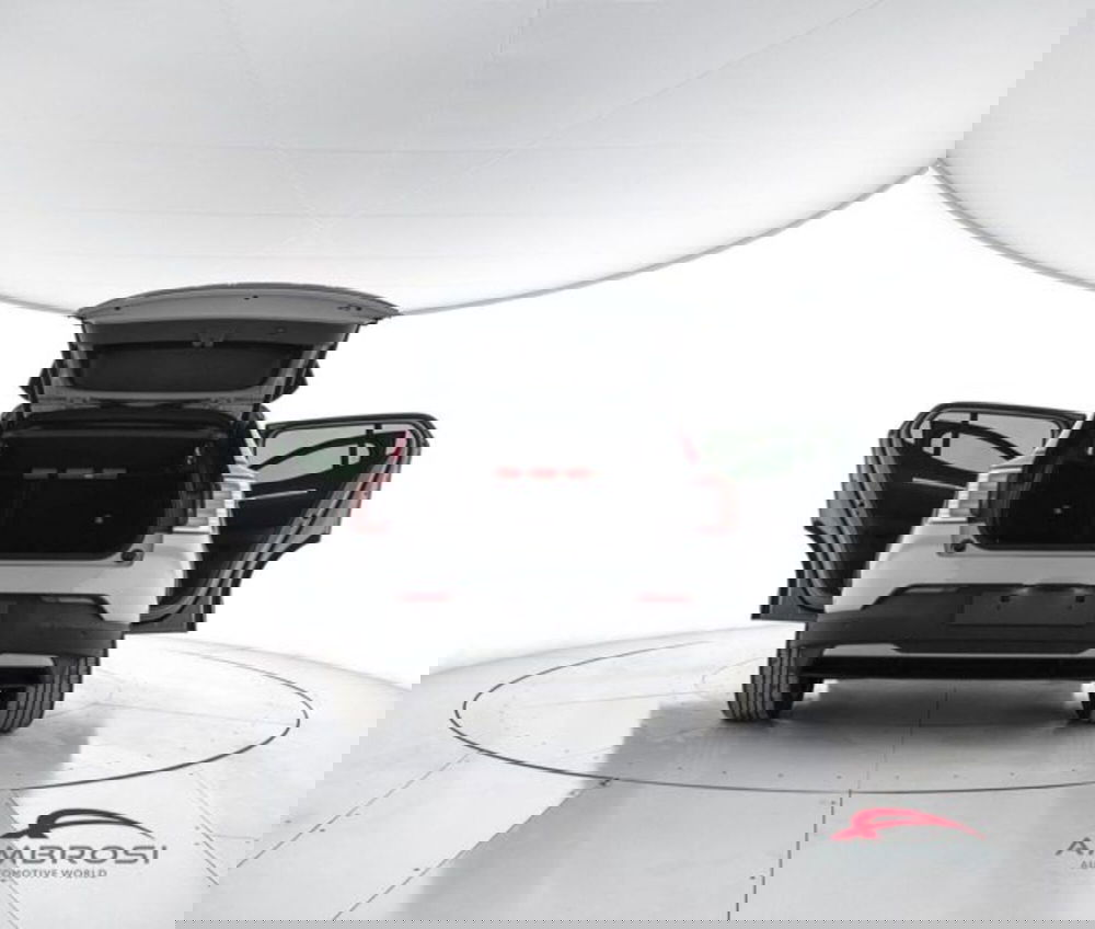 Volvo EX30 Cross Country nuova a Perugia (7)