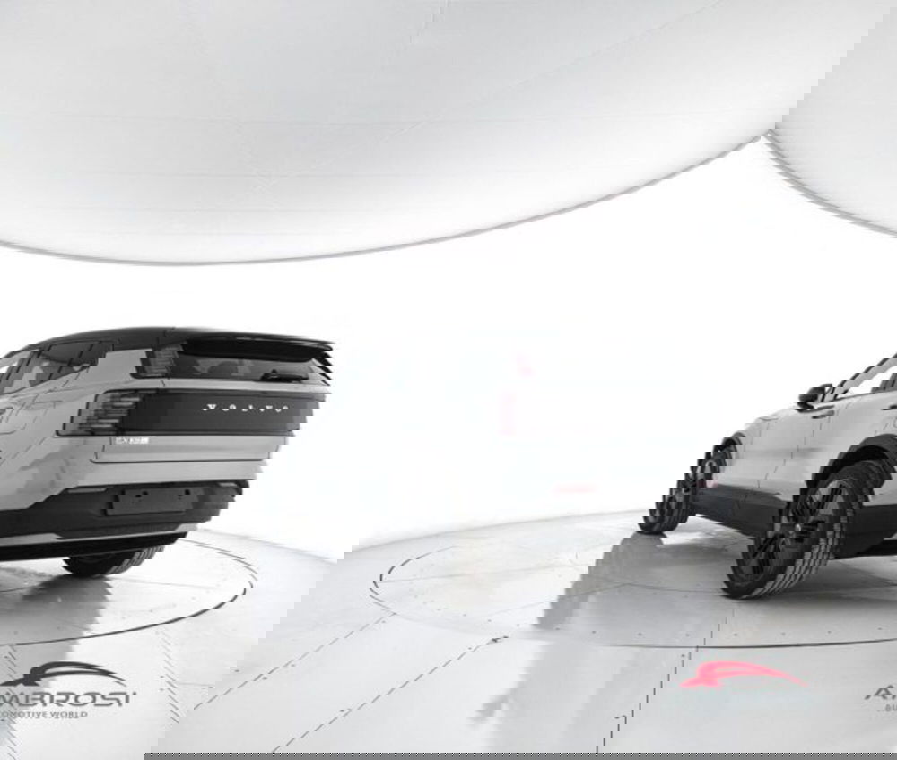 Volvo EX30 Cross Country nuova a Perugia (4)