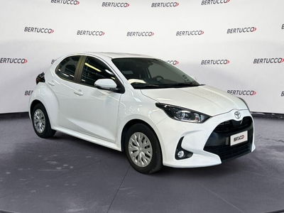 Toyota Yaris Cross 1.5 Hybrid 5p. E-CVT Active del 2021 usata a Verona