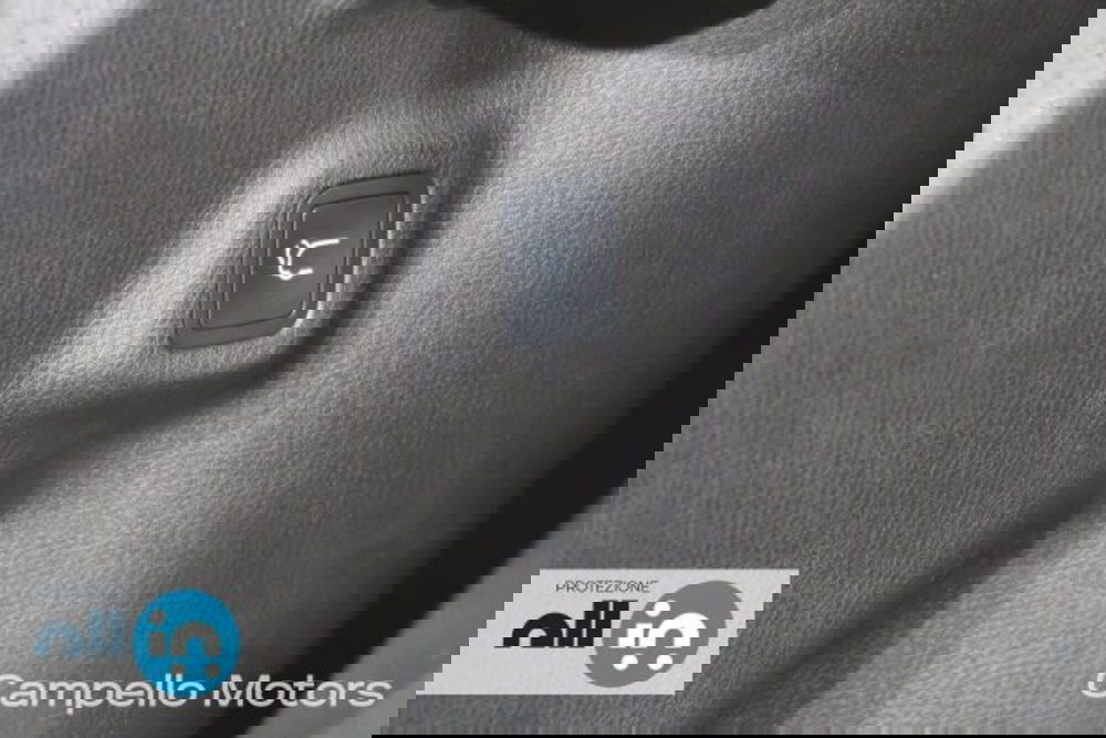 Jeep Compass usata a Venezia (17)