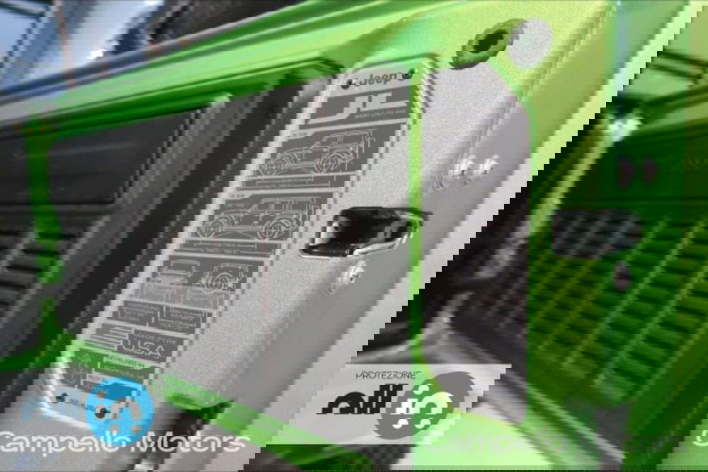 Jeep Wrangler Unlimited nuova a Venezia (15)