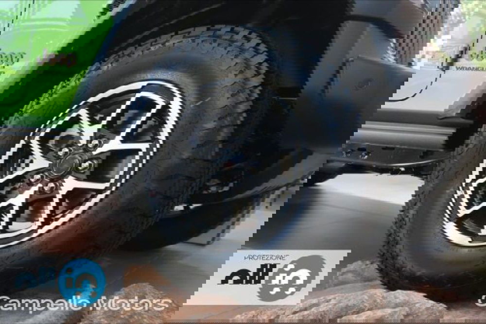 Jeep Wrangler Unlimited nuova a Venezia (16)