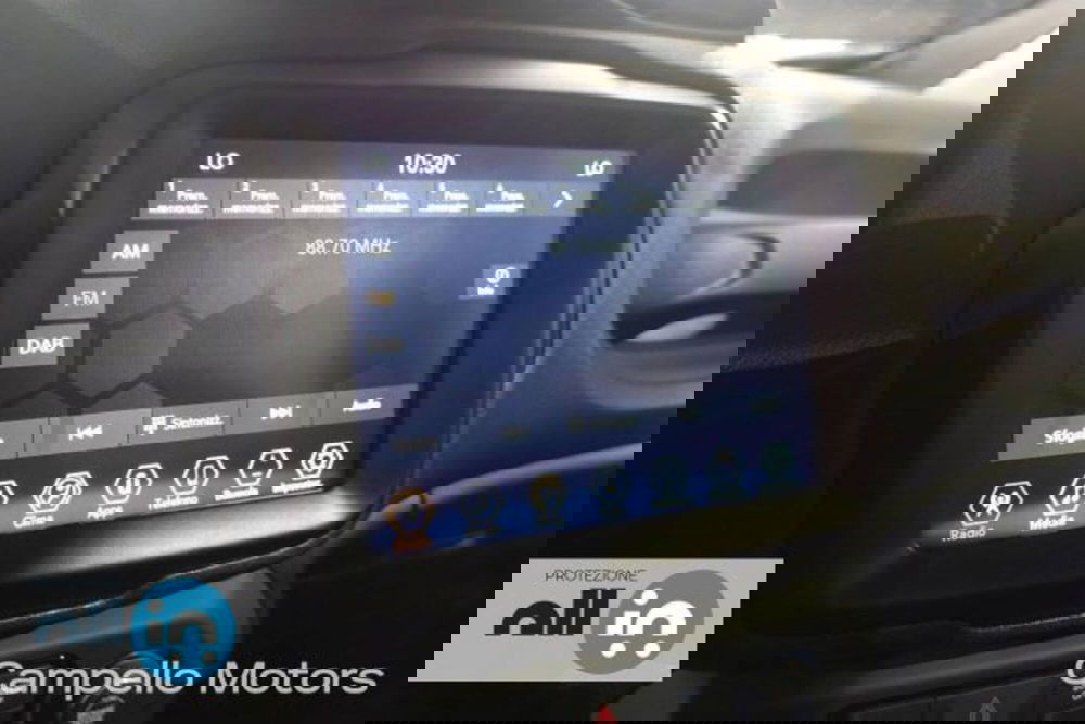 Jeep Renegade nuova a Venezia (14)