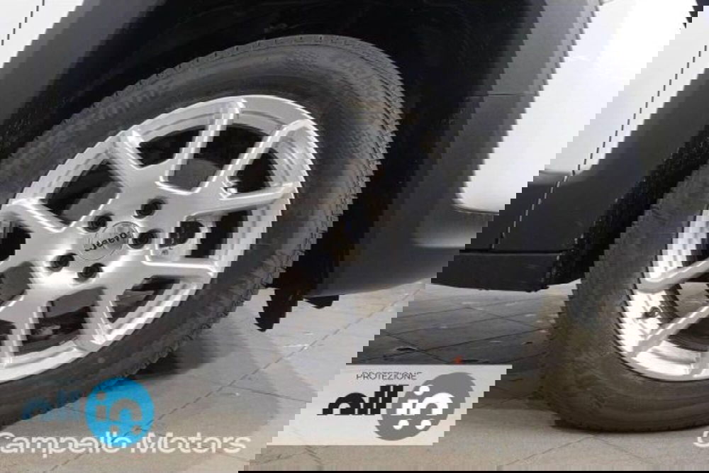 Jeep Renegade nuova a Venezia (17)