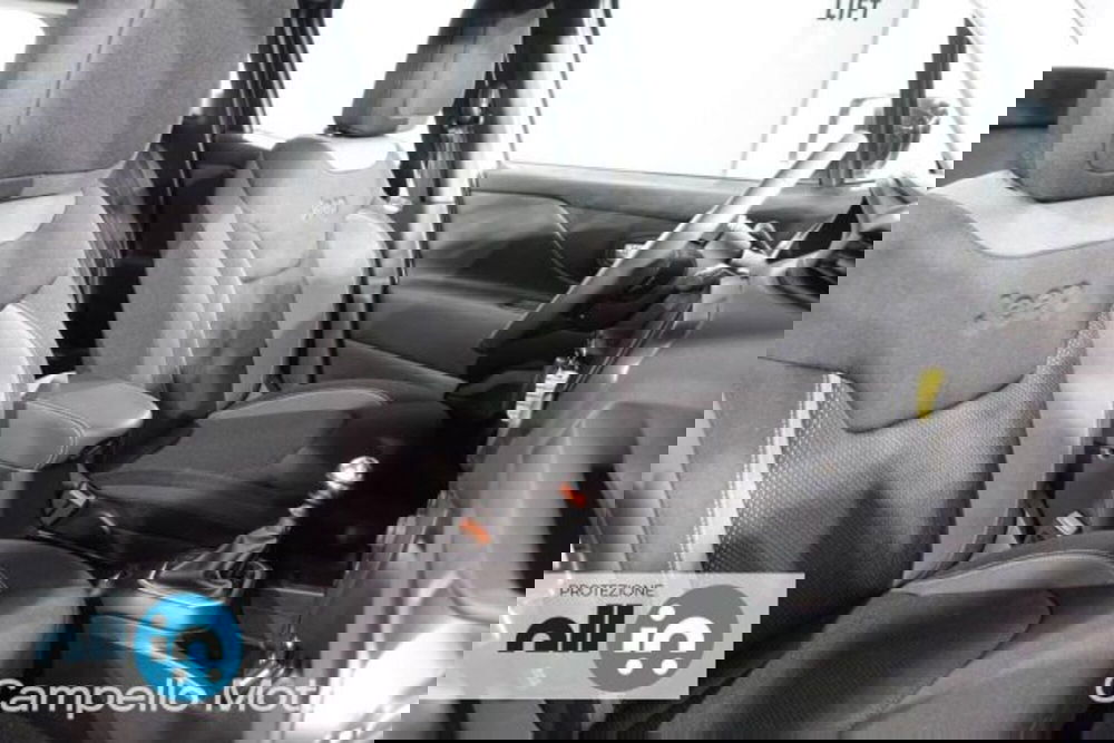 Jeep Renegade nuova a Venezia (7)