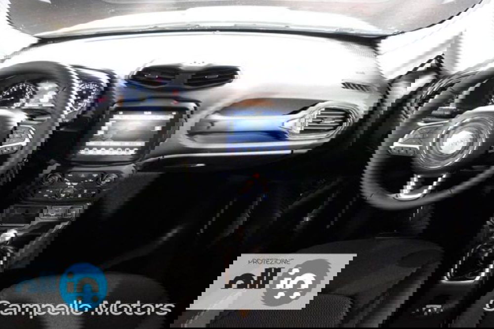 Jeep Renegade nuova a Venezia (9)