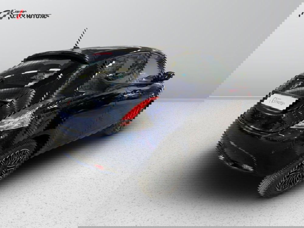 Lancia Ypsilon usata a Monza e Brianza (6)