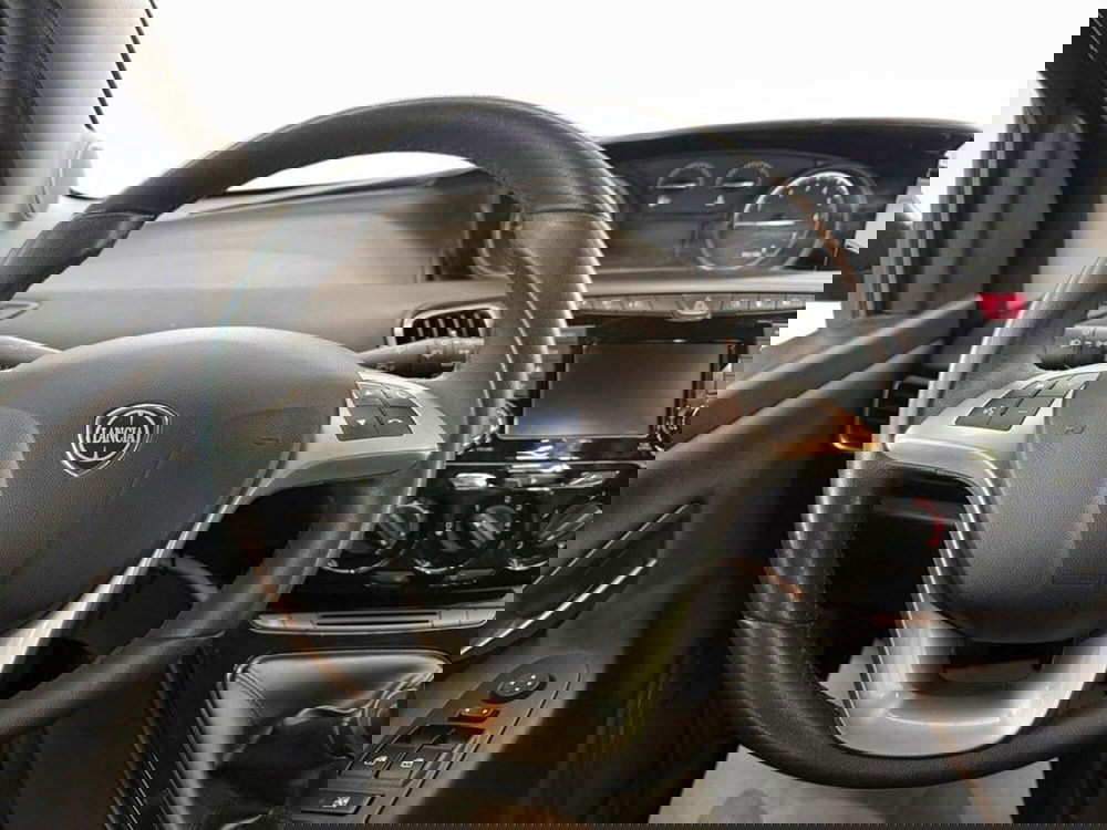 Lancia Ypsilon usata a Monza e Brianza (7)