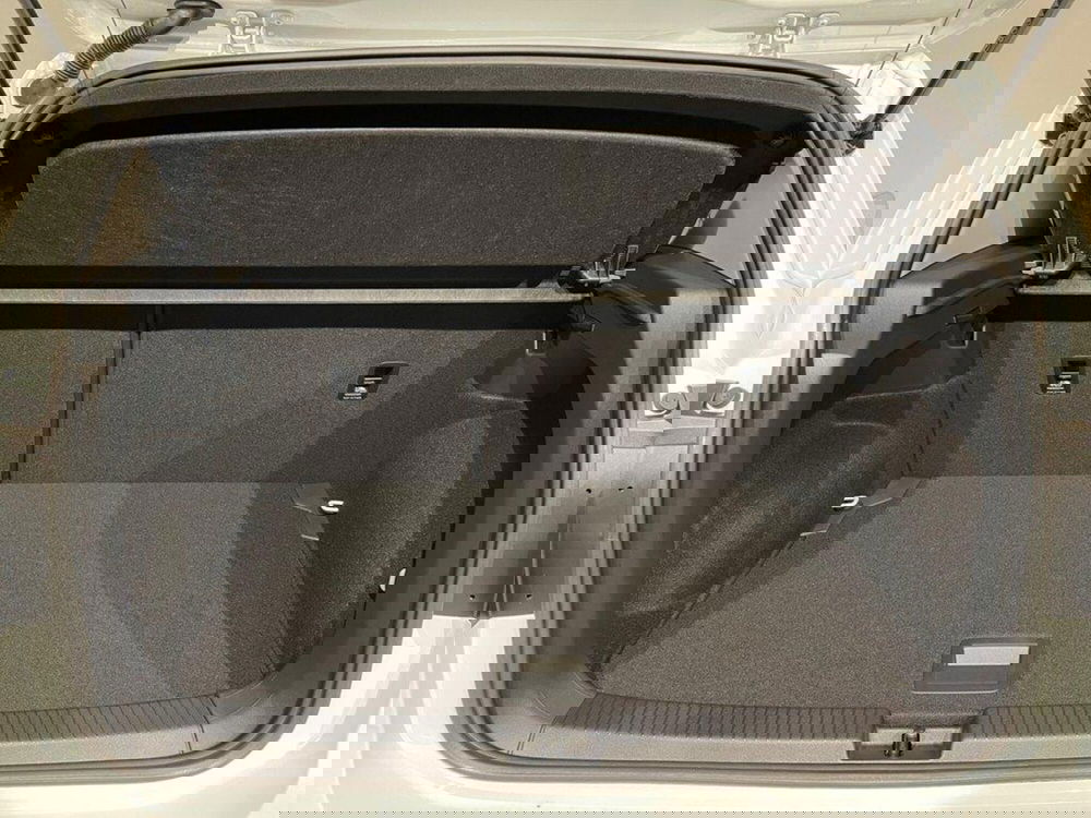 Volkswagen T-Cross nuova a Ravenna (11)