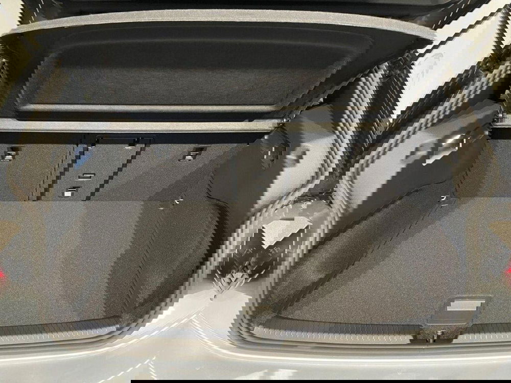 Volkswagen ID.3 nuova a Ravenna (11)