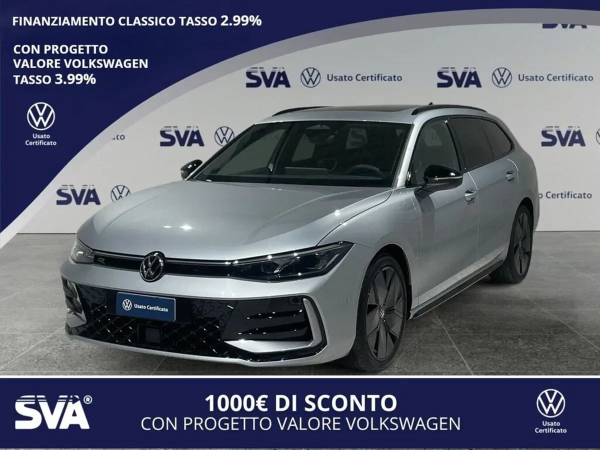 Volkswagen Passat nuova a Ravenna