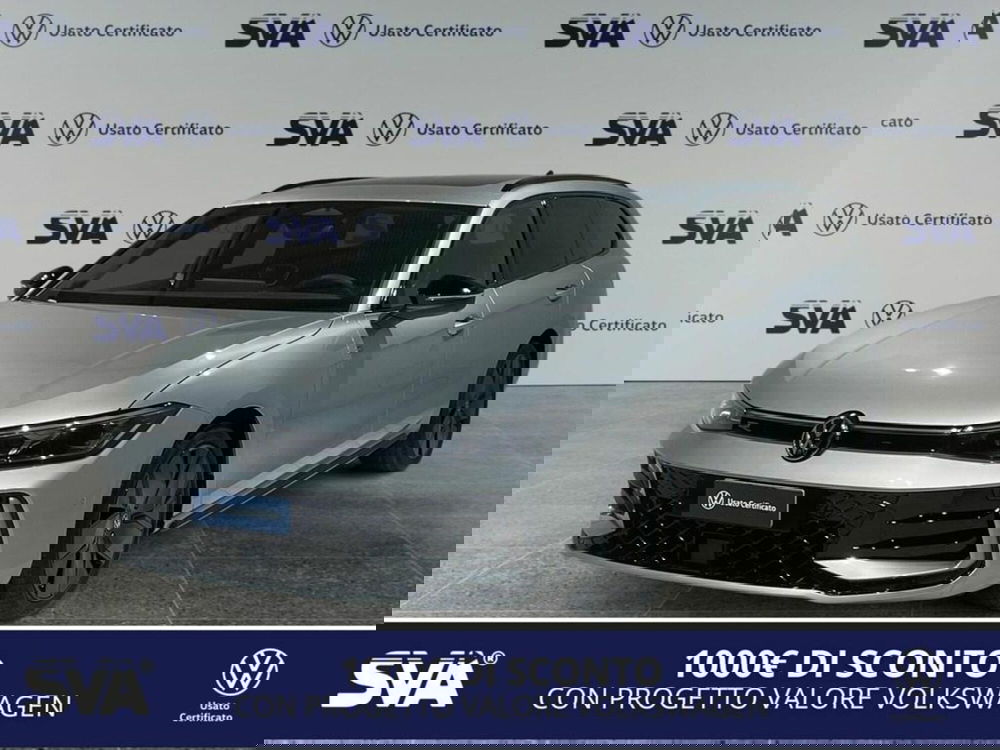 Volkswagen Passat nuova a Ravenna