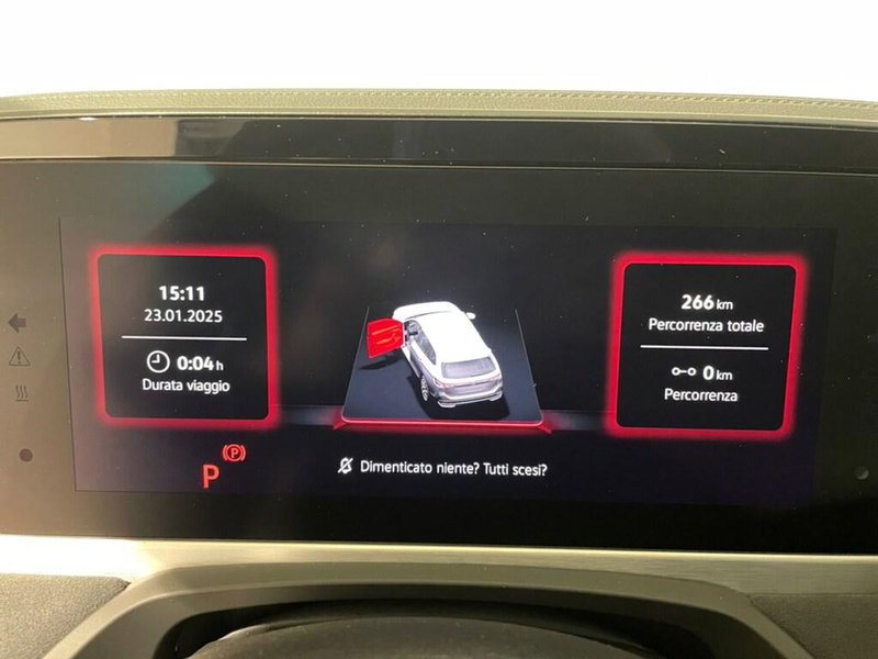 Volkswagen Passat nuova a Ravenna (14)