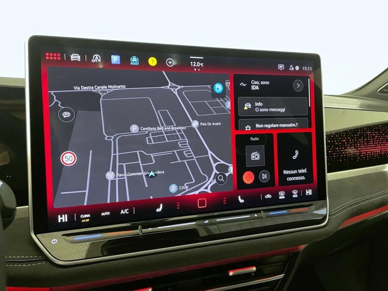 Volkswagen Passat nuova a Ravenna (15)