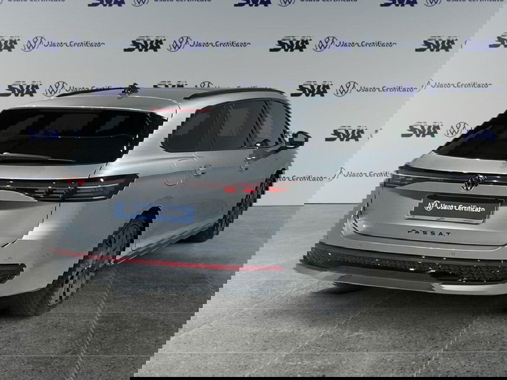 Volkswagen Passat nuova a Ravenna (2)