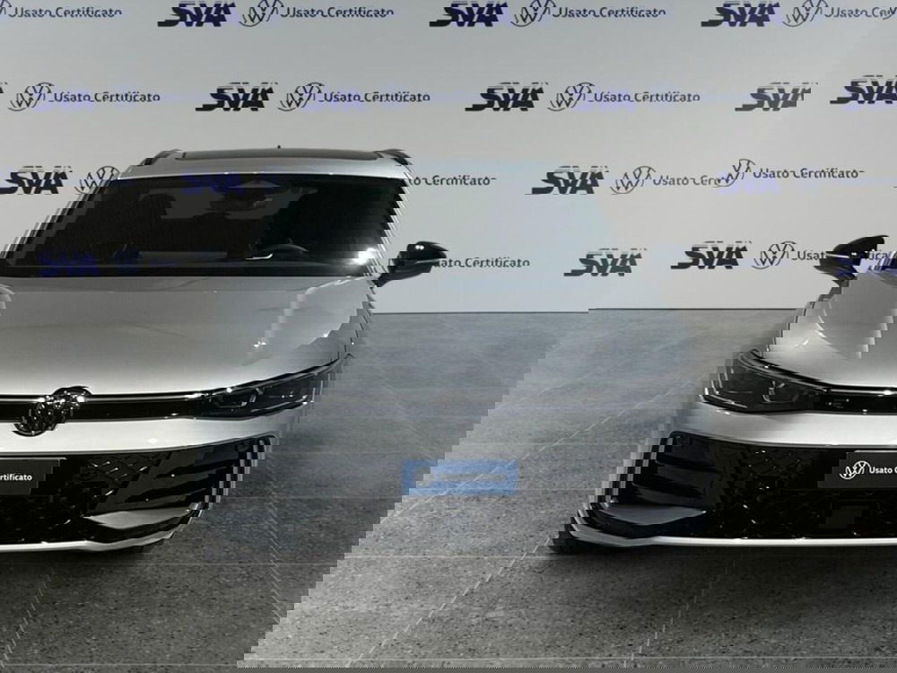 Volkswagen Passat nuova a Ravenna (4)