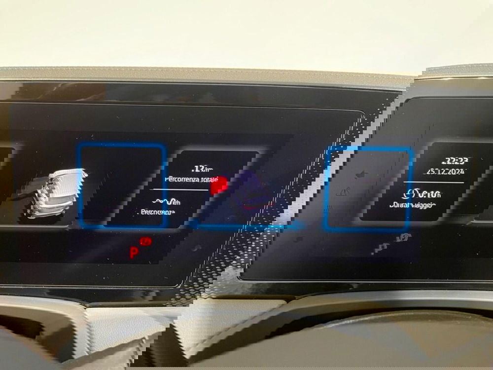 Volkswagen Passat nuova a Ravenna (14)