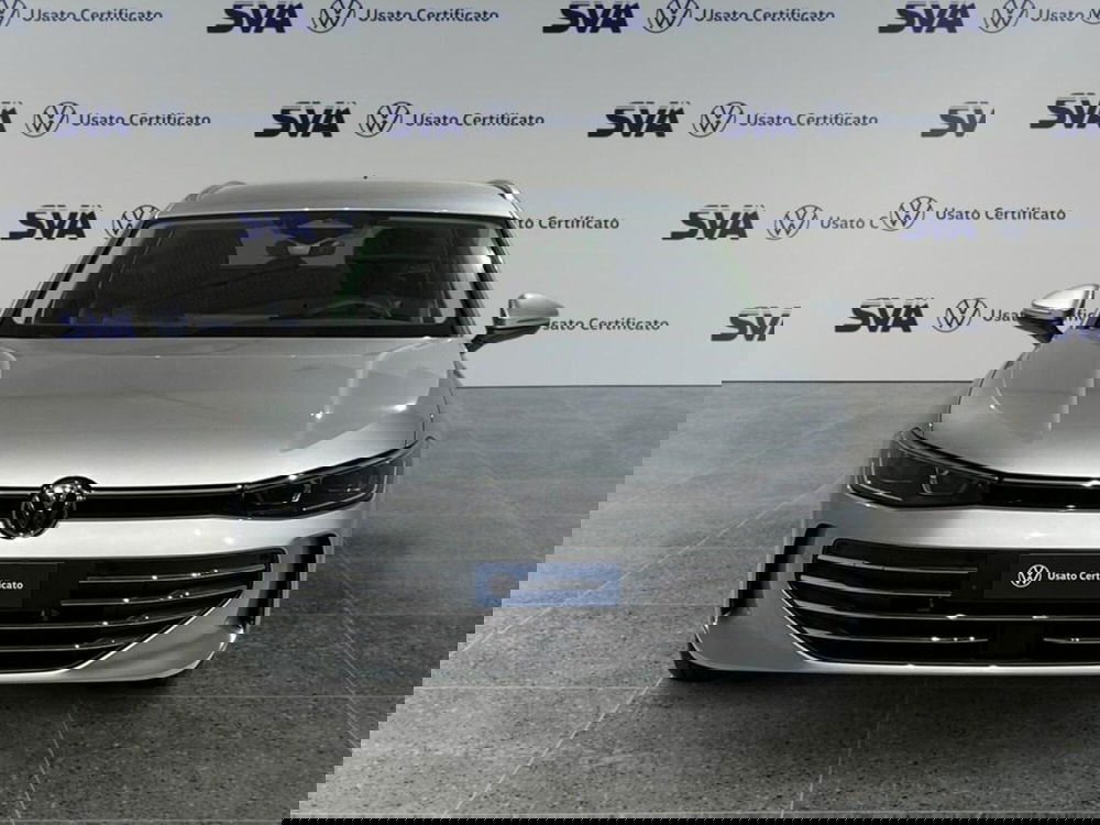 Volkswagen Passat nuova a Ravenna (4)