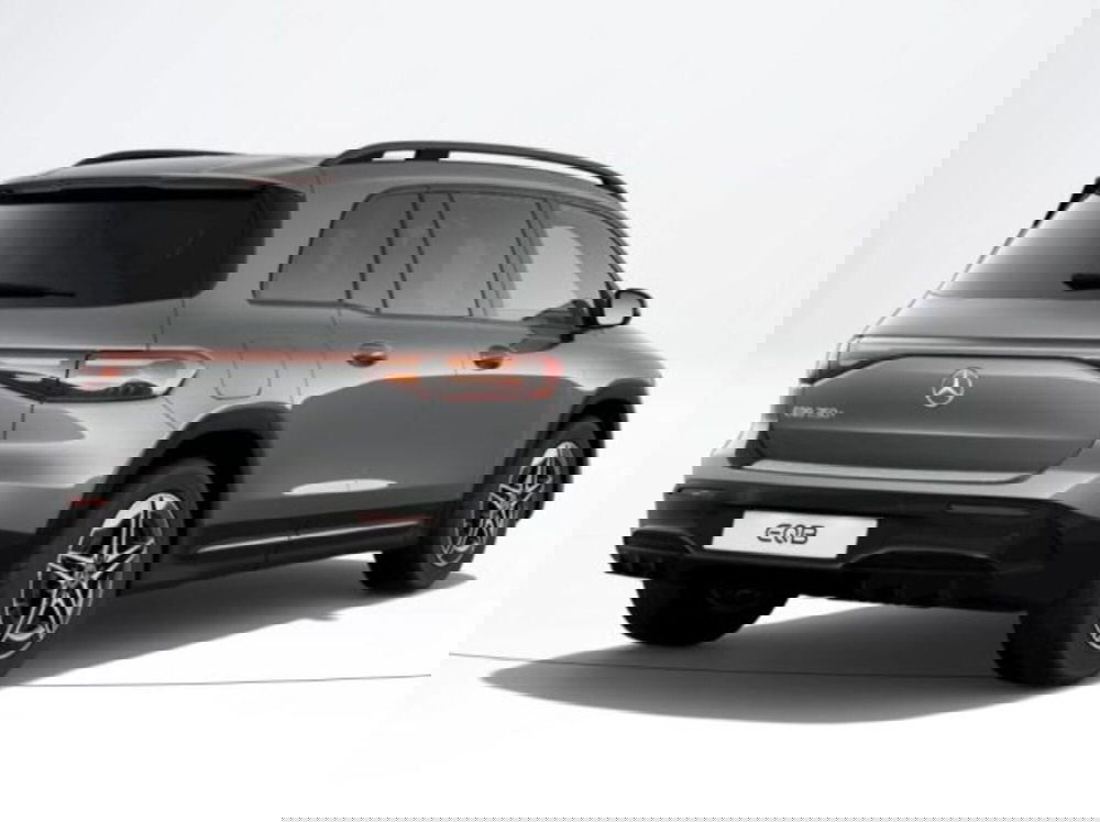 Mercedes-Benz EQB nuova a Verona (2)