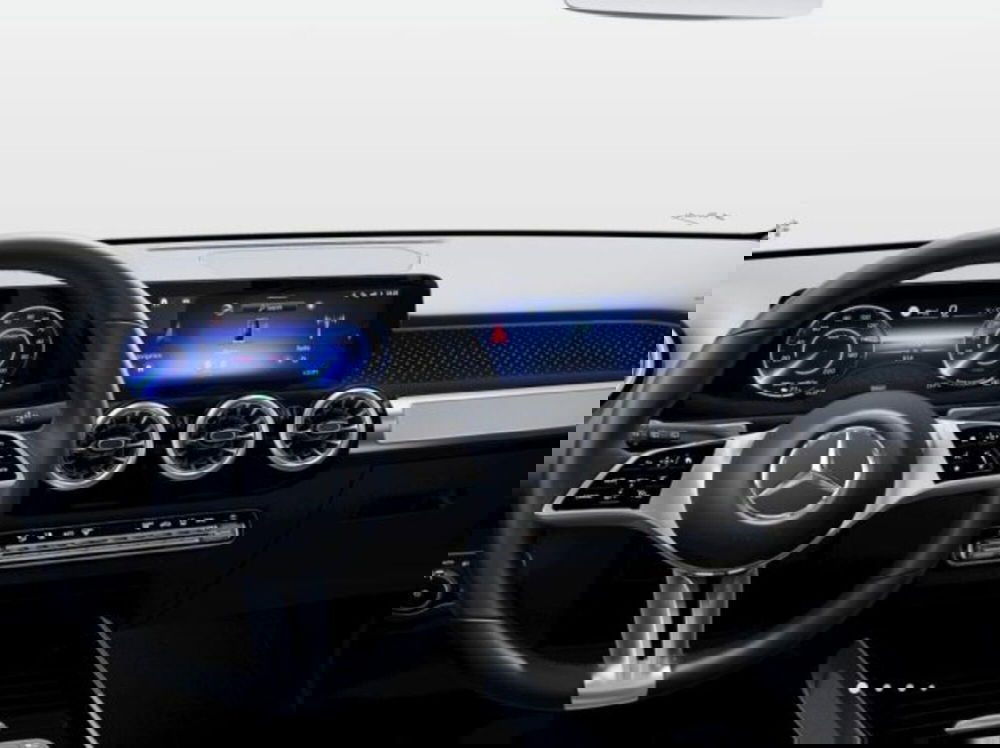 Mercedes-Benz EQB nuova a Verona (5)