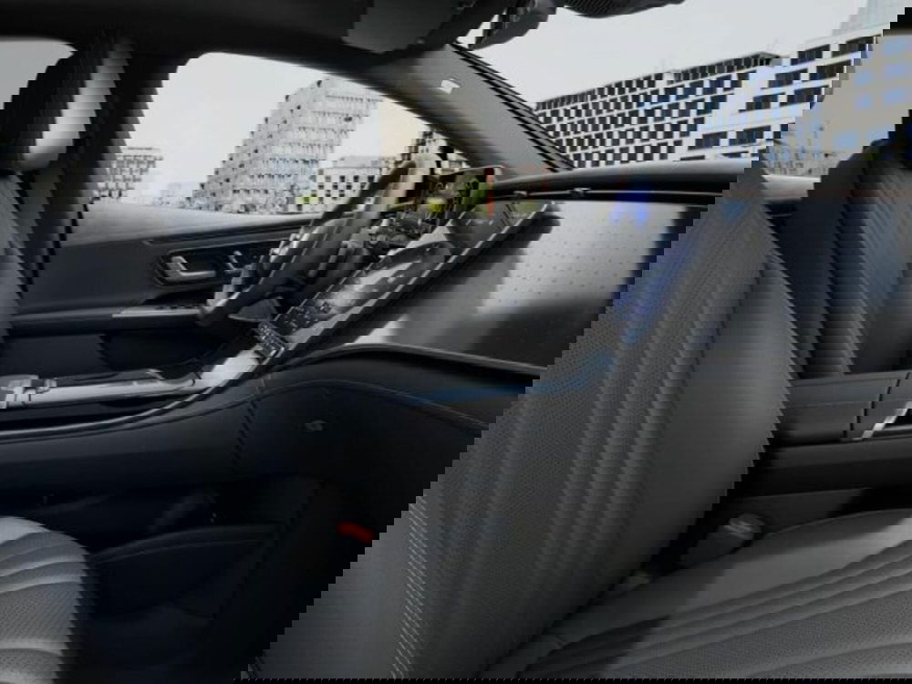 Mercedes-Benz EQE nuova a Verona (6)