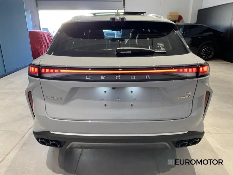 Omoda Omoda 9 SHS-P nuova a Bari (12)