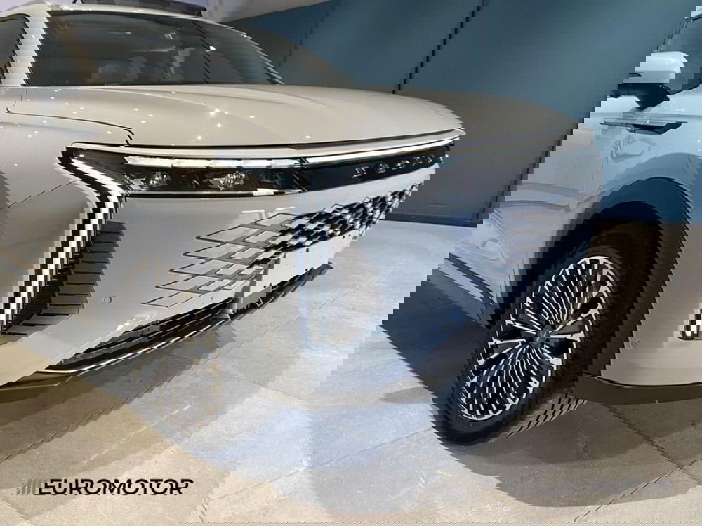 Omoda Omoda 9 SHS-P nuova a Bari (4)