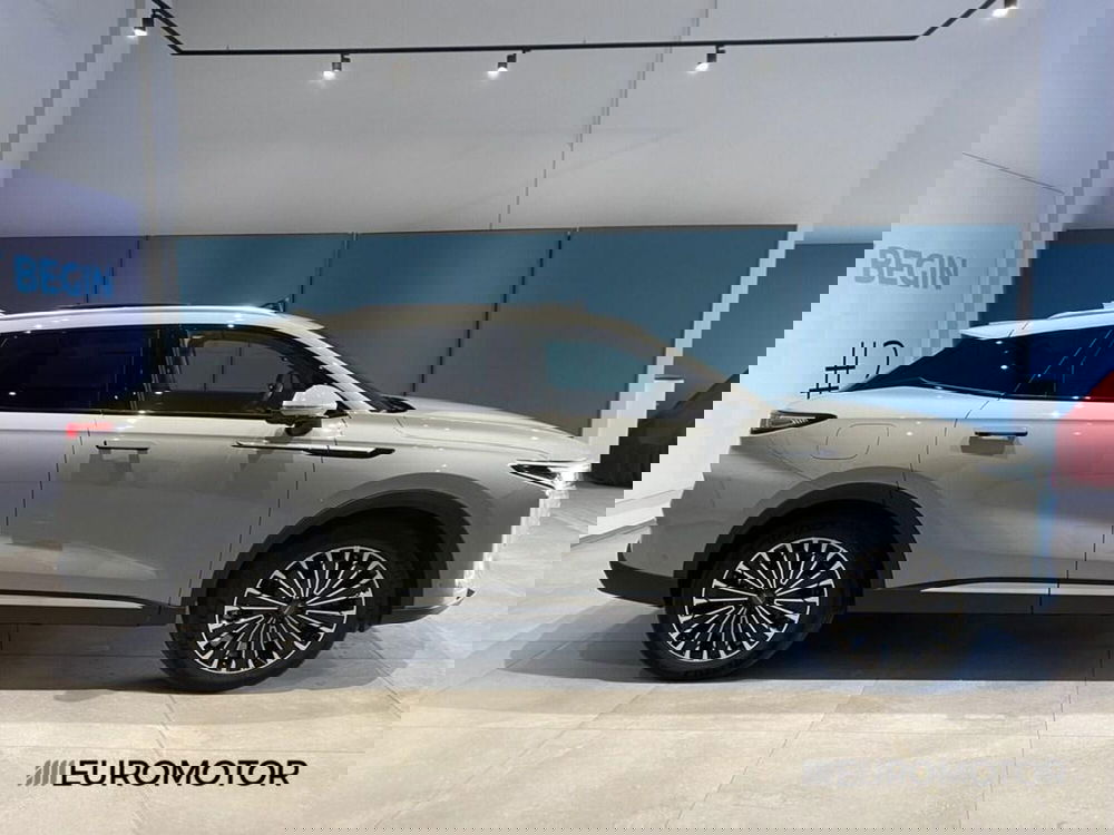 Omoda Omoda 9 SHS-P nuova a Bari (7)