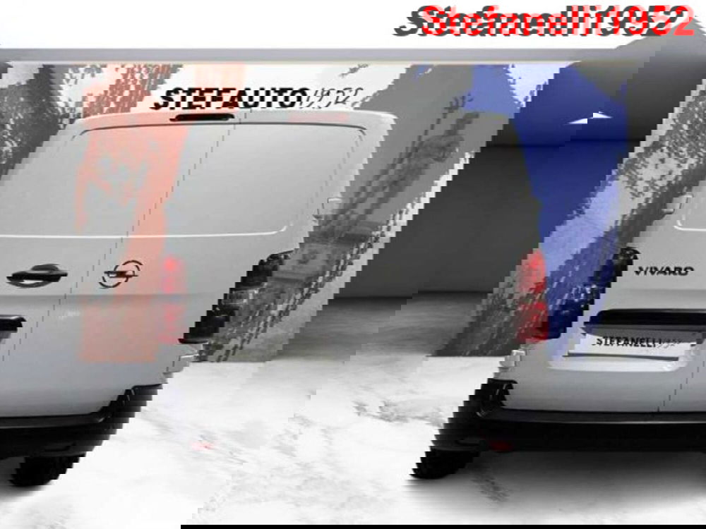 Opel Vivaro Furgone nuova a Bologna (6)