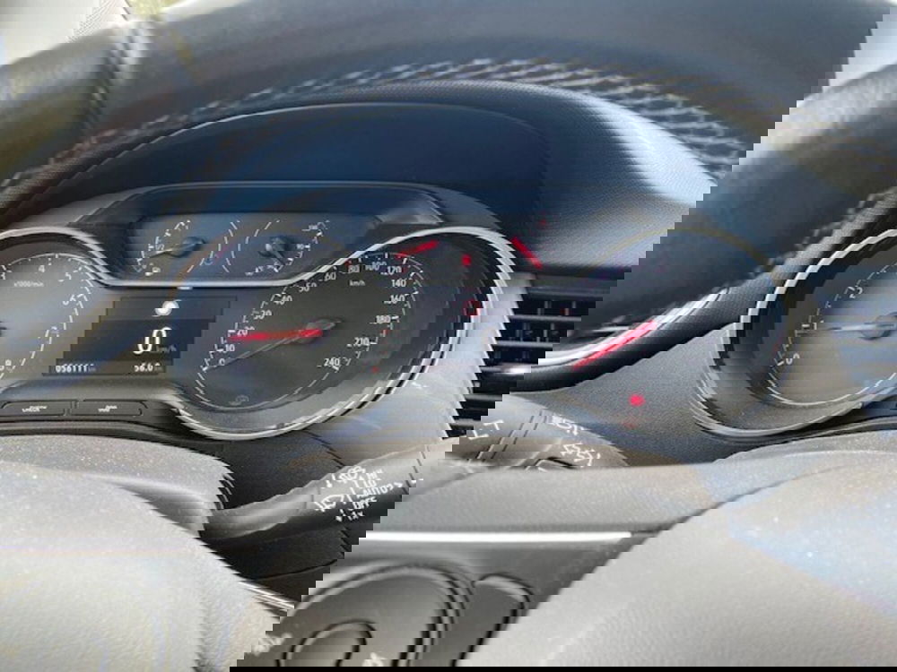 Opel Crossland usata a Catania (13)