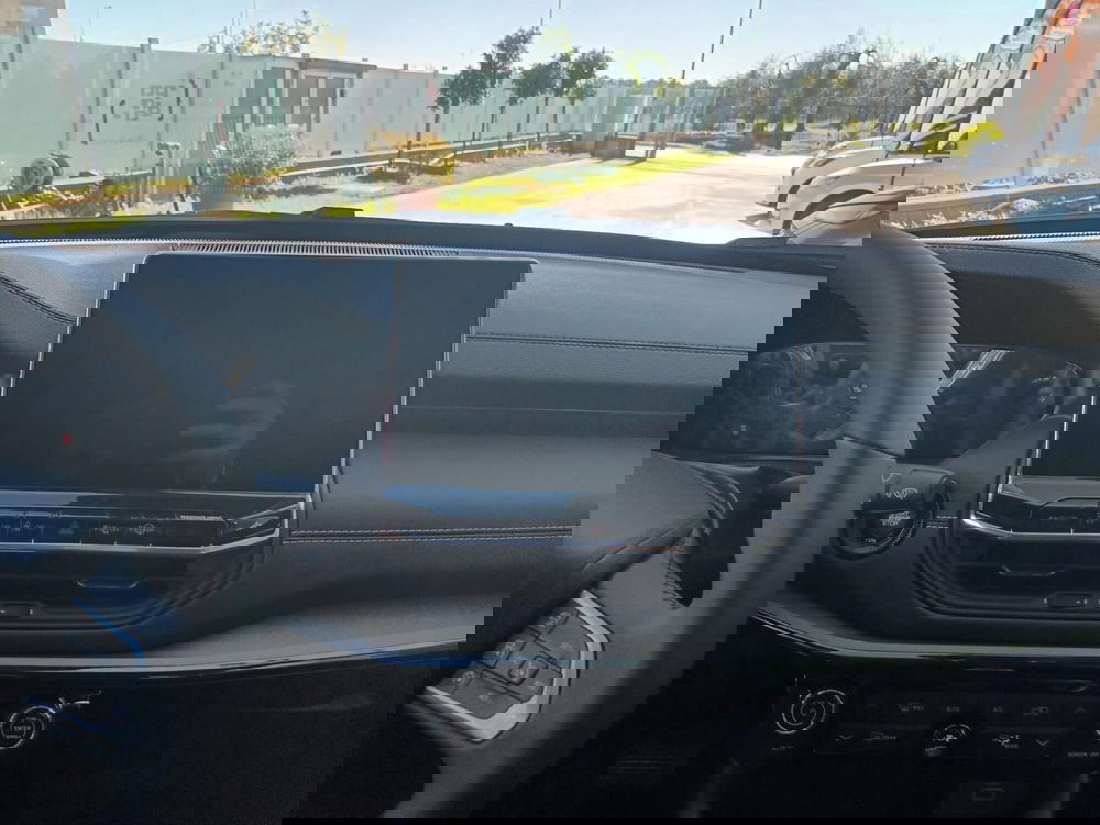 Jeep Compass nuova a Bari (13)