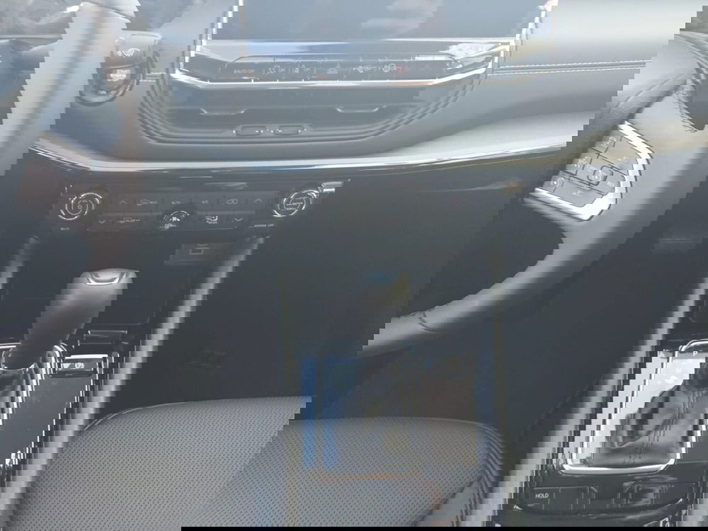 Jeep Compass nuova a Bari (15)