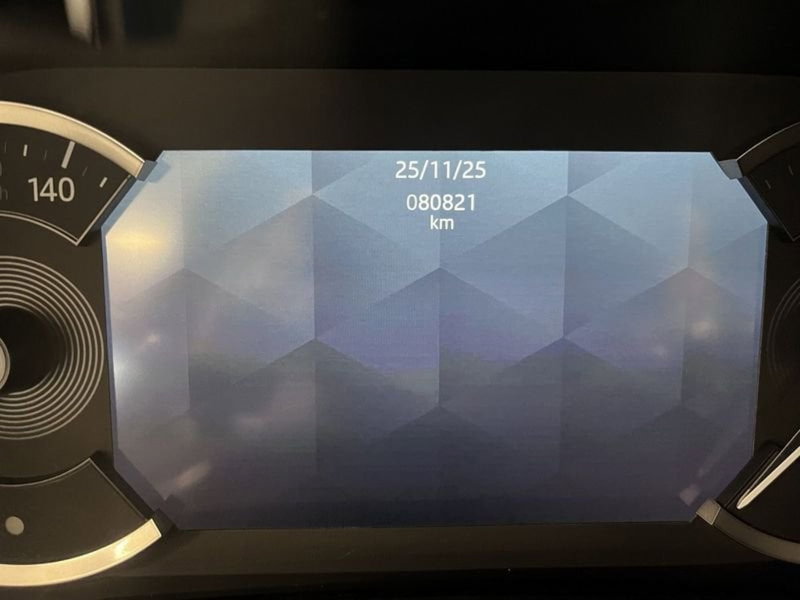 Jaguar E-Pace usata a Prato (10)