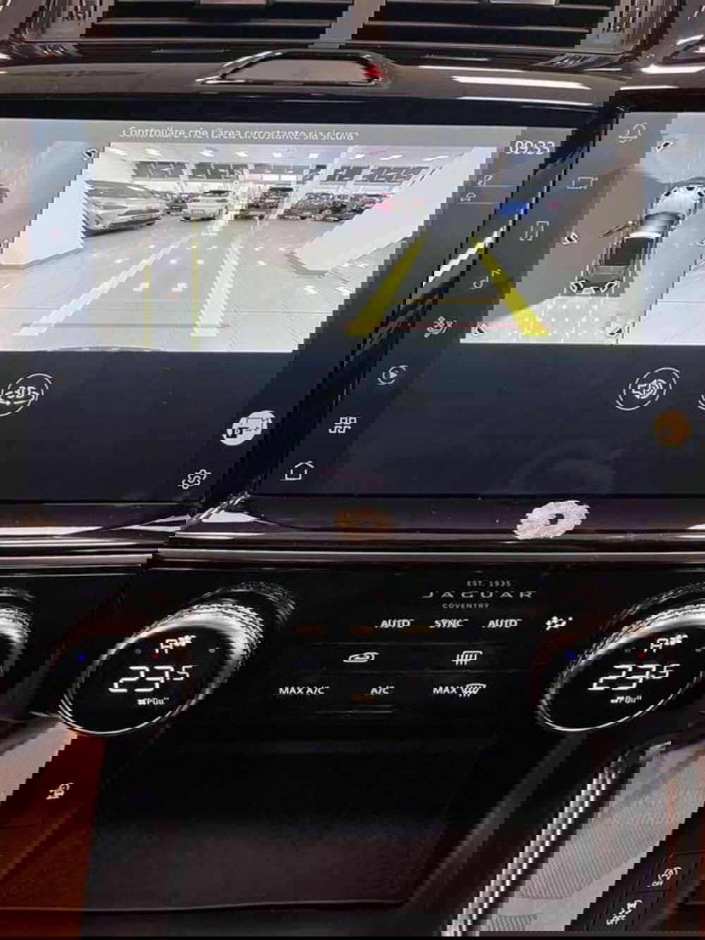 Jaguar E-Pace usata a Prato (12)