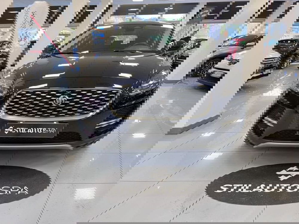 Jaguar E-Pace usata a Prato (2)
