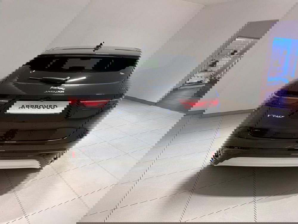 Jaguar F-Pace usata a Napoli (7)