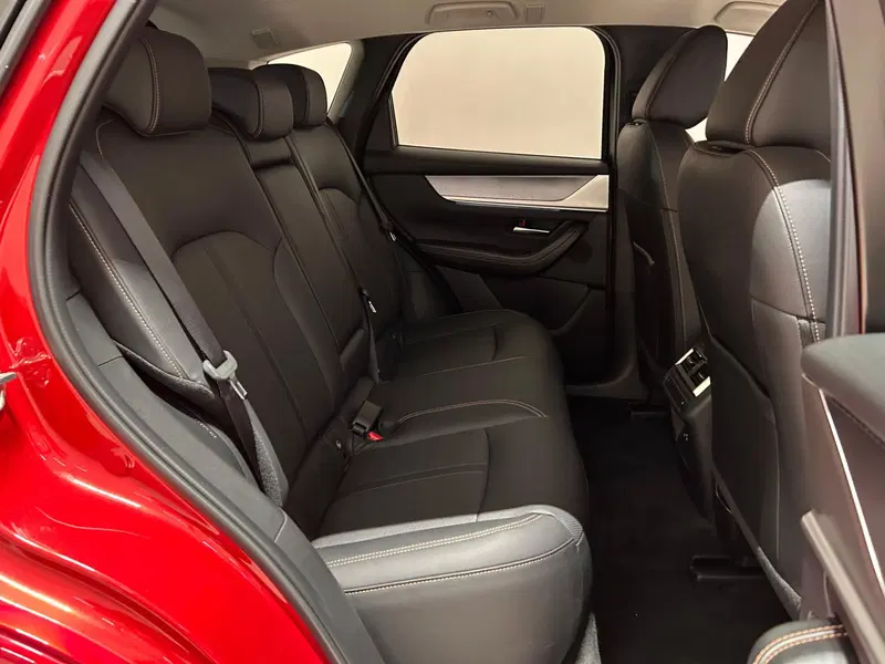 Mazda CX-60 nuova a Napoli (5)
