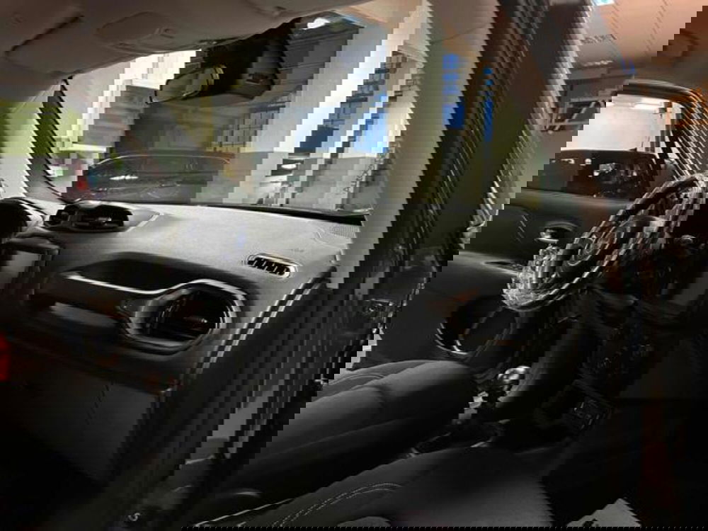Jeep Renegade usata a Vercelli (17)