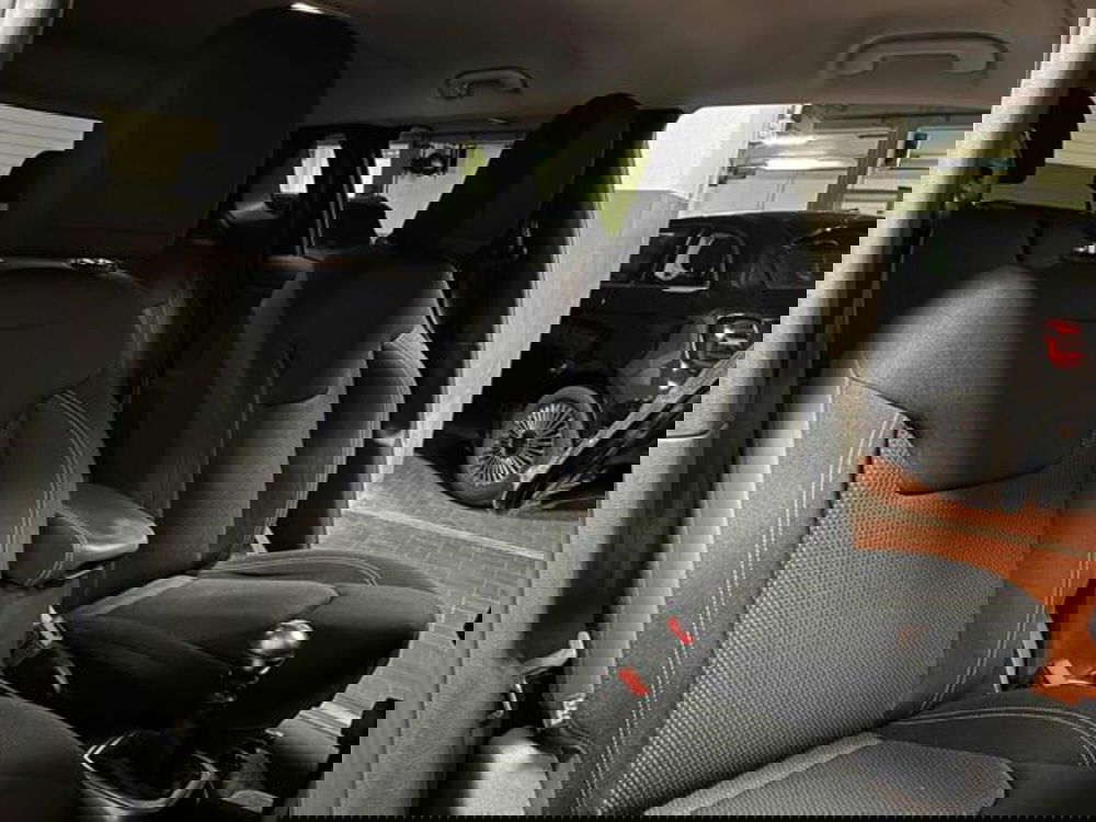 Jeep Renegade usata a Vercelli (19)