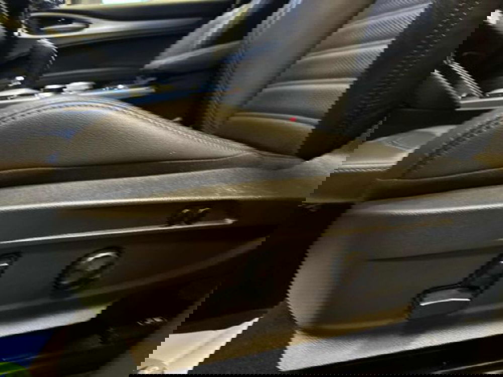 Alfa Romeo Stelvio usata a Vercelli (13)