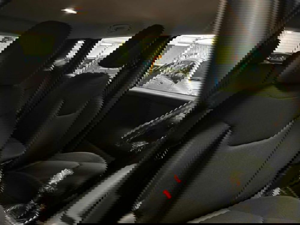 Jeep Renegade usata a Vercelli (16)