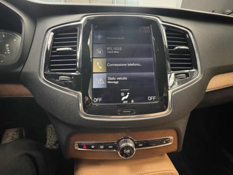 Volvo XC90 usata a Vercelli (12)