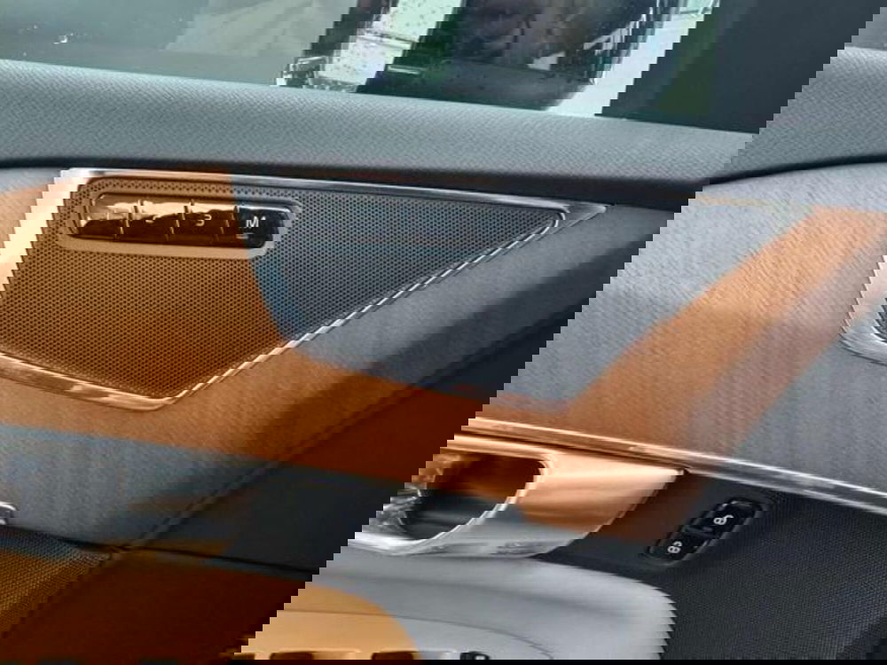 Volvo XC90 usata a Vercelli (16)