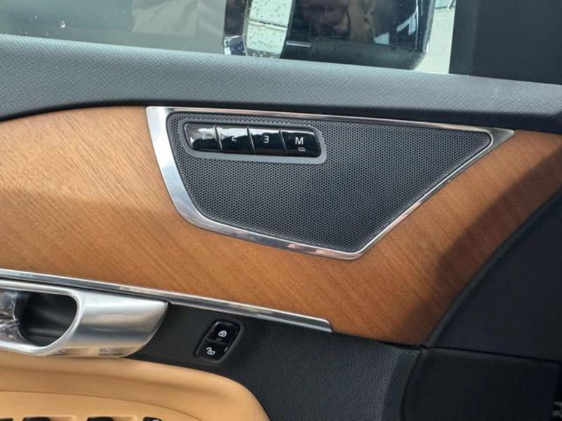 Volvo XC90 usata a Vercelli (16)