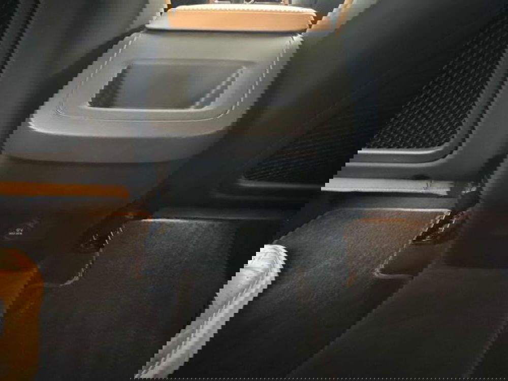 Volvo XC90 usata a Vercelli (19)